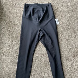 Old Navy leggings - size L.